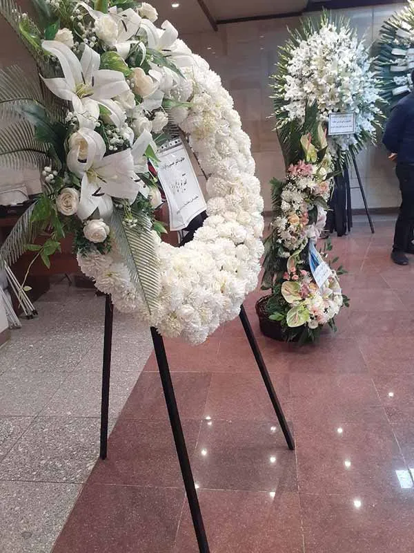 اجاره تاج گل مصنوعی